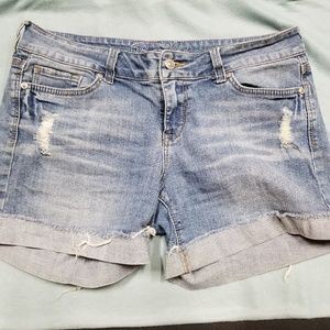 Delia's Bailey fit shorts distressed size 11/12